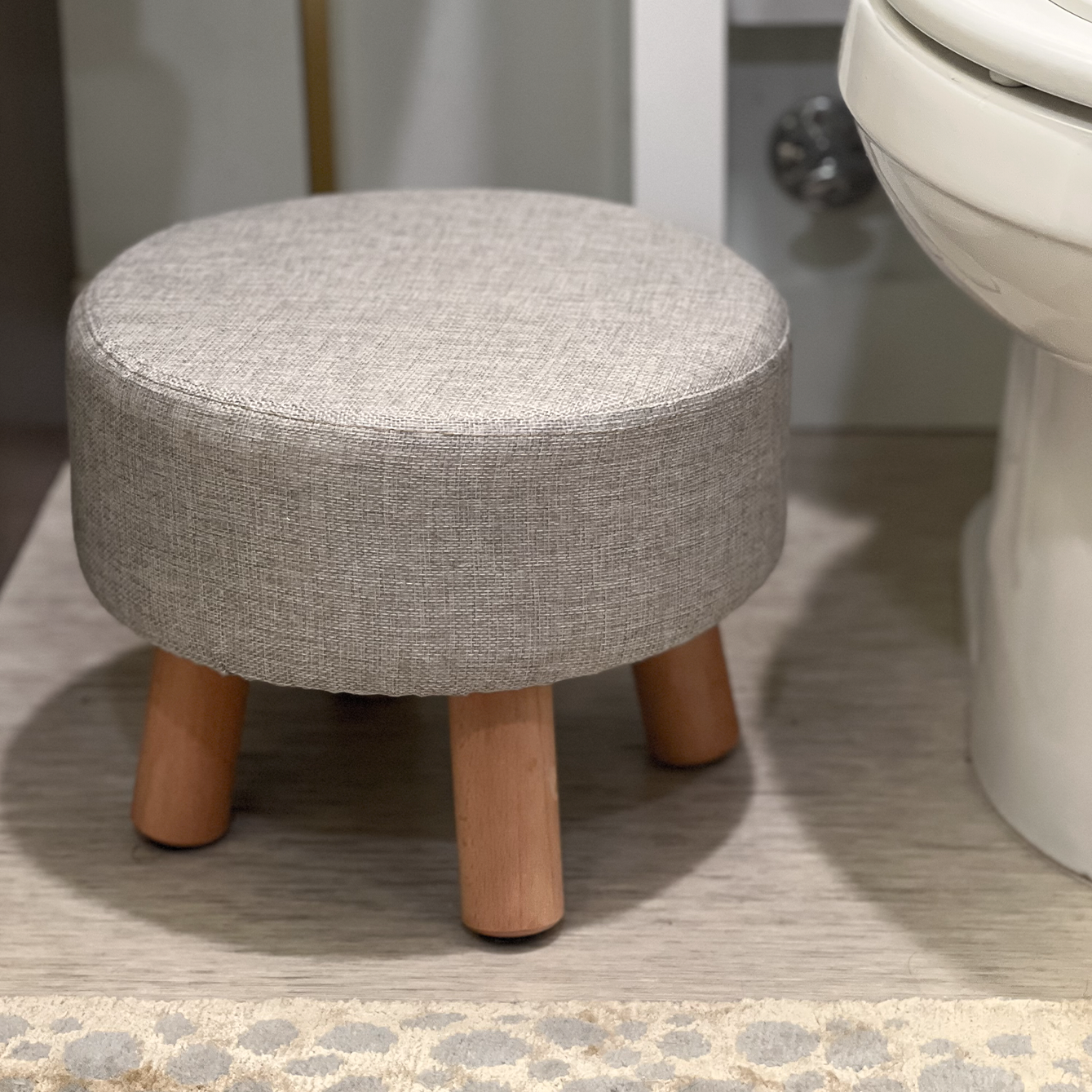 Elegant Cat Step Stool